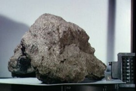 Лунные образцы