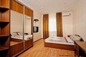 kiev-oteli-v-centre-4-zvezdy